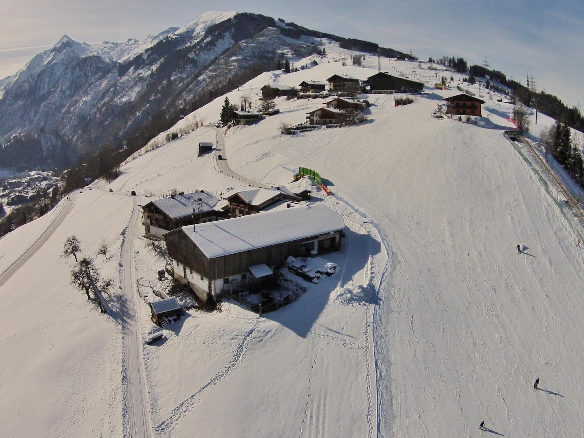 Modern Mansion in Kaprun near Ski Area Exterior foto
